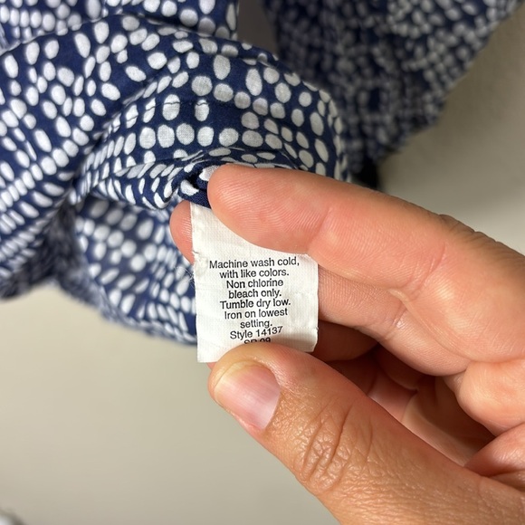 J. Crew Peasant Boho Style Tassel Details Vneck Top Blouse Blue White size 8 - Picture 6 of 9